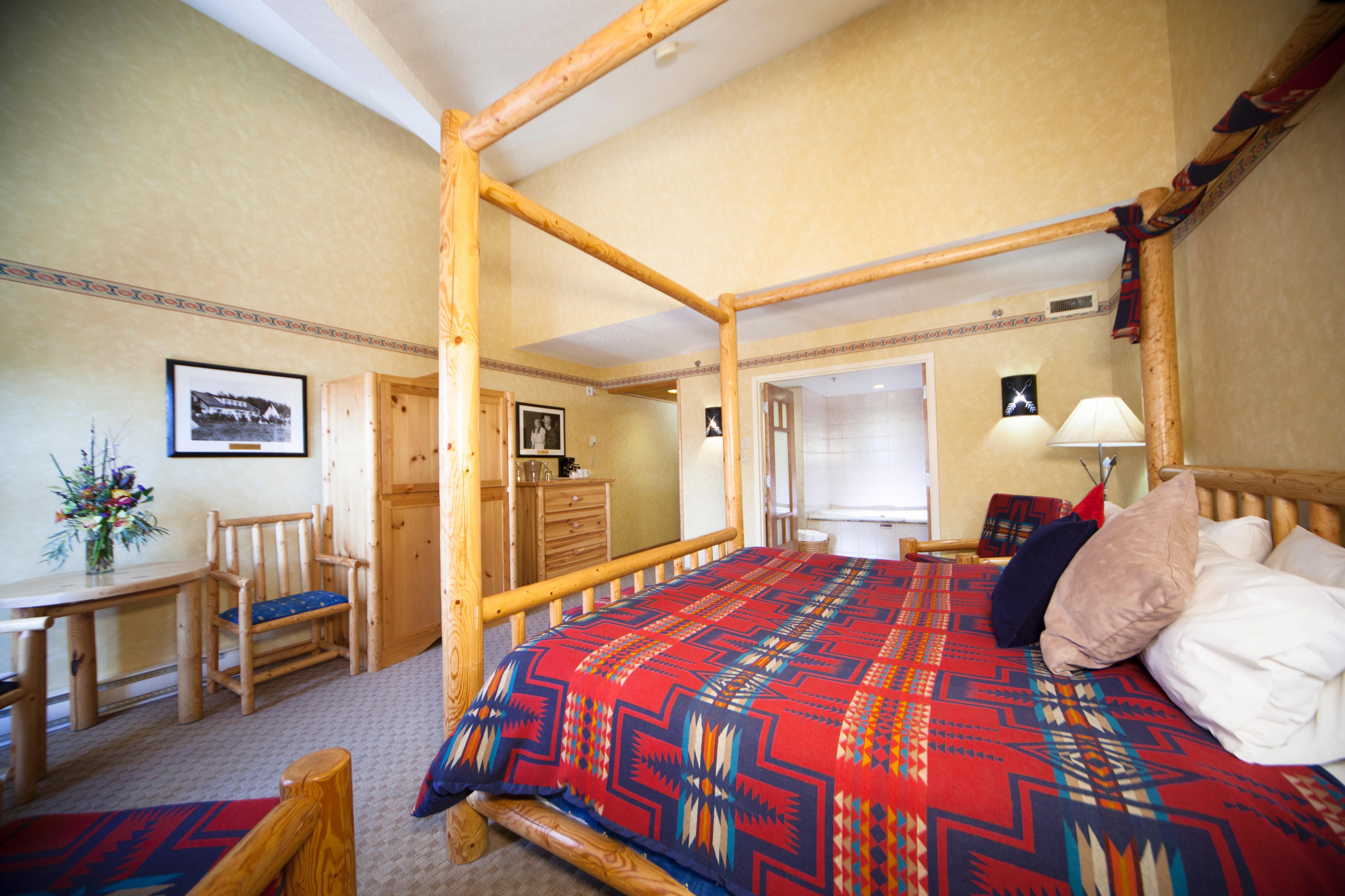 Brewster Mountain Lodge Банф Экстерьер фото
