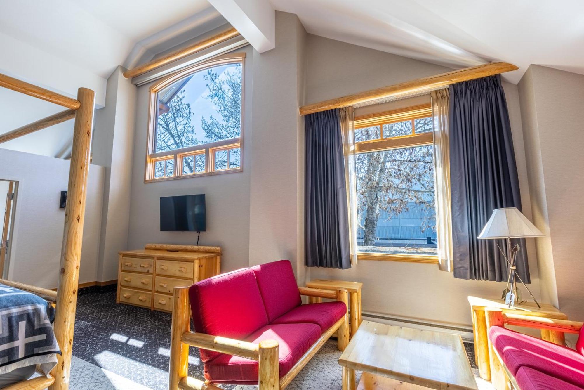 Brewster Mountain Lodge Банф Экстерьер фото